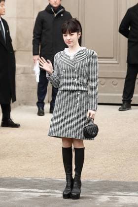 Celebrities at Chanel 2 Collection Haute Couture Spring Summer 2025 during Paris Fashion Week PFW Go Yoon Jung Celebrities at Chanel 2 Collection Haute Couture Spring Summer 2025 during Paris Fashion Week PFW , january 28th 2025 Celebrities at Chanel 2 Fashion Show Haute Couture Spring Summer 2025 during Paris Fashion Week, january 28th 2025 Paris France  Copyright: xChristophexClovisx xBestimagexChristophexClovisx xBestimagex