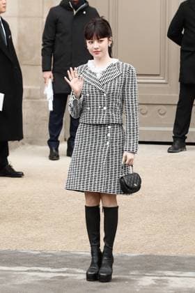 Celebrities at Chanel 2 Collection Haute Couture Spring Summer 2025 during Paris Fashion Week PFW Go Yoon Jung Celebrities at Chanel 2 Collection Haute Couture Spring Summer 2025 during Paris Fashion Week PFW , january 28th 2025 Celebrities at Chanel 2 Fashion Show Haute Couture Spring Summer 2025 during Paris Fashion Week, january 28th 2025 Paris France  Copyright: xChristophexClovisx xBestimagexChristophexClovisx xBestimagex