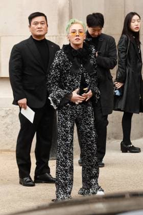 Celebrities at Chanel 2 Collection Haute Couture Spring Summer 2025 during Paris Fashion Week PFW G Dragon Celebrities at Chanel 2 Collection Haute Couture Spring Summer 2025 during Paris Fashion Week PFW , january 28th 2025 Celebrities at Chanel 2 Fashion Show Haute Couture Spring Summer 2025 during Paris Fashion Week, january 28th 2025 Paris France  Copyright: xChristophexClovisx xBestimagexChristophexClovisx xBestimagex