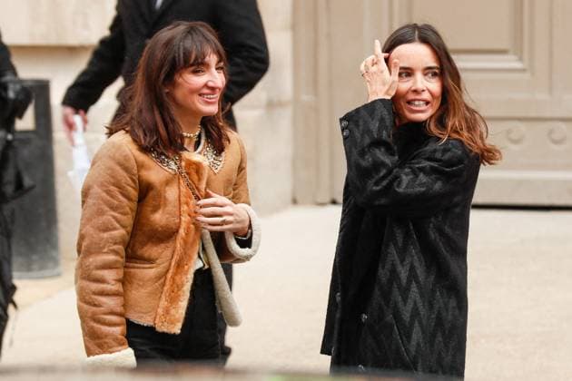 Celebrities leaving the second Chanel Spring Summer 2025 Haute Couture Collection show during Paris Fashion Week PFW Guest and Elodie Bouchez leaving the second Chanel Spring Summer 2025 Haute Couture Collection show during Paris Fashion Week PFW , France, on January 28, 2025 Christophe Clovis Bestimage Celebrities leaving the second Chanel Spring Summer 2025 Haute Couture Collection show during Paris Fashion Week PFW , France, on January 28, 2025 Christophe Clovis Bestimage Paris France  Copyright: xChristophexClovisx xBestimagexChristophexClovisx xBestimagex