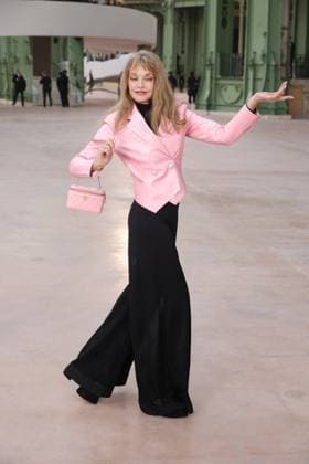 PFW - Chanel Photocall Arielle Dombasle attends the Chanel Haute Couture Spring-Summer 2025 show as part of Paris Fashion Week on January 28, 2025 in Paris, France. Photo by ABACAPRESS.COM Paris France  Copyright: xABACAx