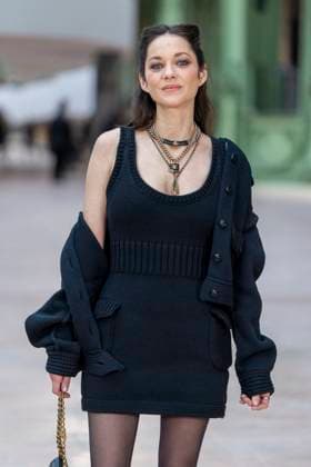 Celebrities at the Chanel show at the Grand Palais, Haute Couture Spring Summer 2025 Collection during Paris Fashion Week PFW Marion Cotillard at the Chanel show at the Grand Palais, Haute Couture Spring Summer 2025 Collection during Paris Fashion Week PFW January 28th, 2025 Paris France Olivier Borde Bestimage Celebrities at the Chanel show at the Grand Palais, Haute Couture Spring Summer 2025 Collection during Paris Fashion Week PFW January 28th, 2025 Paris France  Copyright: xOLIVIERxBORDEx xBESTIMAGExOLIVIERxBORDEx xBESTIMAGEx