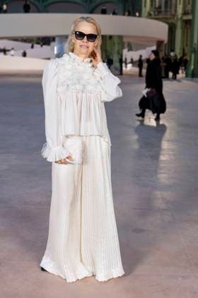 Celebrities at the Chanel show at the Grand Palais, Haute Couture Spring Summer 2025 Collection during Paris Fashion Week PFW Pamela Anderson at the Chanel show at the Grand Palais, Haute Couture Spring Summer 2025 Collection during Paris Fashion Week PFW January 28th, 2025 Olivier Borde Bestimage Celebrities at the Chanel show at the Grand Palais, Haute Couture Spring Summer 2025 Collection during Paris Fashion Week PFW January 28th, 2025 Paris France  Copyright: xOLIVIERxBORDEx xBESTIMAGExOLIVIERxBORDEx xBESTIMAGEx