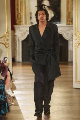 PFW Henry Samuel Klum Henry Samuel Klum (Son of Heidi Klum and Seal) walks the runway during the Lena Erziak Women s Haute-Couture Spring Summer 2025 show as part of Paris Fashion Week in Paris, France on January 28, 2025. Photo by Jerome Dominé ABACAPRESS.COM  Copyright: xDominexJerome ABACAx