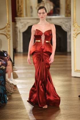 PFW Lena Erziak Runway A Model walks the runway during the Lena Erziak Women s Haute-Couture Spring Summer 2025 show as part of Paris Fashion Week in Paris, France on January 28, 2025. Photo by Jerome Dominé ABACAPRESS.COM  Copyright: xDominexJerome ABACAx
