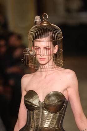 PFW Lena Erziak Runway A Model walks the runway during the Lena Erziak Women s Haute-Couture Spring Summer 2025 show as part of Paris Fashion Week in Paris, France on January 28, 2025. Photo by Jerome Dominé ABACAPRESS.COM  Copyright: xDominexJerome ABACAx