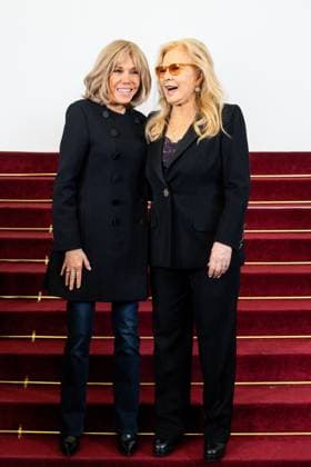 PFW - Stephane Rolland HC - Photocall NB Brigitte Macron, Sylvie Vartan attends the Schiaparelli Haute Couture Spring-Summer 2025 show as part of Paris Fashion Week on January 28 2025 in Paris, France. Photo by Nasser Berzane ABACAPRESS.COM Paris France  Copyright: xBerzanexNasser ABACAx