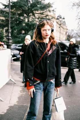 Paris Fashion Week HC SS25 Chanel Ella Mccutcheon 439800 2025 01 28 France  Copyright: xJean-BaptistexSoulliatx xStarfacex STAR_439800_046