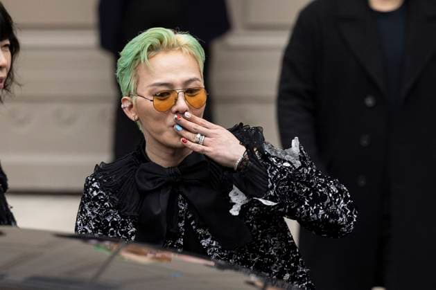 PFW - Chanel Exit Paris, France - January 28: Kwon Ji-Young, also known as G-Dragon leaves Chanel fashion show during the Haute Couture Fall Winter 2025 - 2026 Fashion Week on January 28, 2025 in Paris, France. Photo by ABACAPRESS.COM Paris France  Copyright: xABACAx