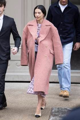 PFW - Chanel Exit Paris, France - January 28: Hannah O Neill leaves Chanel fashion show during the Haute Couture Fall Winter 2025 - 2026 Fashion Week on January 28, 2025 in Paris, France. Photo by Marco Piovanotto ABACAPRESS.COM Paris France  Copyright: xPiovanottoxMarco ABACAx