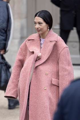 PFW - Chanel Exit Paris, France - January 28: Hannah O Neill leaves Chanel fashion show during the Haute Couture Fall Winter 2025 - 2026 Fashion Week on January 28, 2025 in Paris, France. Photo by Marco Piovanotto ABACAPRESS.COM Paris France  Copyright: xPiovanottoxMarco ABACAx
