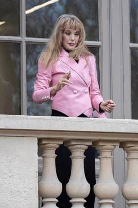 PFW - Chanel Exit Paris, France - January 28: Arielle Dombasle leaves Chanel fashion show during the Haute Couture Fall Winter 2025 - 2026 Fashion Week on January 28, 2025 in Paris, France. Photo by Marco Piovanotto ABACAPRESS.COM Paris France  Copyright: xPiovanottoxMarco ABACAx