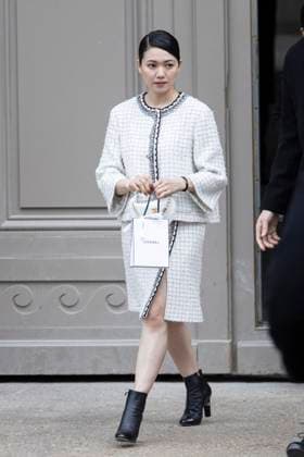 PFW - Chanel Exit Paris, France - January 28: Fumi Nikaido leaves Chanel fashion show during the Haute Couture Fall Winter 2025 - 2026 Fashion Week on January 28, 2025 in Paris, France. Photo by Marco Piovanotto ABACAPRESS.COM Paris France  Copyright: xPiovanottoxMarco ABACAx