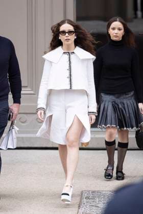 PFW - Chanel Exit Paris, France - January 28: Leufey leaves Chanel fashion show during the Haute Couture Fall Winter 2025 - 2026 Fashion Week on January 28, 2025 in Paris, France. Photo by Marco Piovanotto ABACAPRESS.COM Paris France  Copyright: xPiovanottoxMarco ABACAx