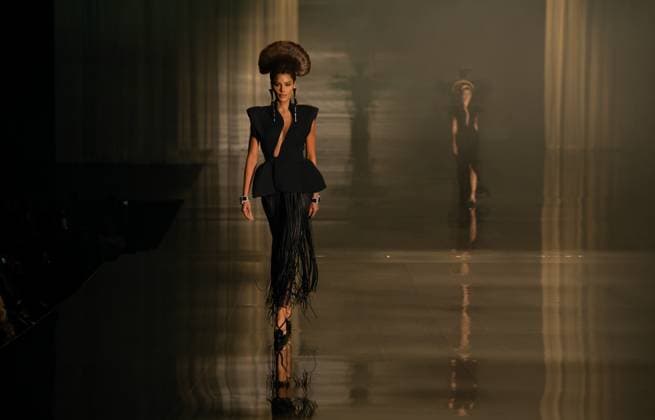Stephane Rolland: Runway - Paris Fashion Week - Haute Couture Spring-Summer 2025 PARIS, FRANCE - JANUARY 28: Models walk the runway during the StÃ phane Rolland Haute Couture Spring-Summer 2025 show as part of Paris Fashion Week on January 28, 2025 in Paris, France., Credit:Lounis Tiar Avalon France, Paris, Salle Playel  Copyright: xLounisxTiarx xAvalonx 0958391809