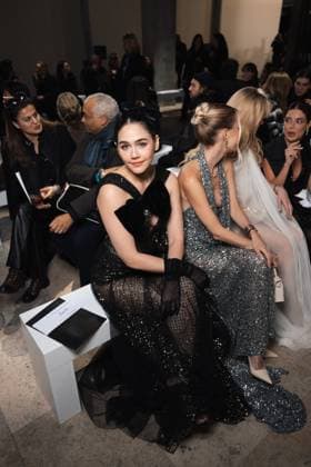 Celebrities at Georges Chakra Collection Haute Couture Spring Summer 2025 during Paris Fashion Week PFW Araya A Hargate Celebrities at Georges Chakra Collection Haute Couture Spring Summer 2025 during Paris Fashion Week PFW, on january 28 2025 Perusseau Da Silva Bestimage Celebrities at Georges Chakra Fashion Show Haute Couture Spring Summer 2025 during Paris Fashion Week, on january 28 2025 Paris France  Copyright: xTizianoxDaxSilvax-xPierrexPerusseaux xBestimagexTizianoxDaxSilvax-xPierrexPerusseaux xBestimagex