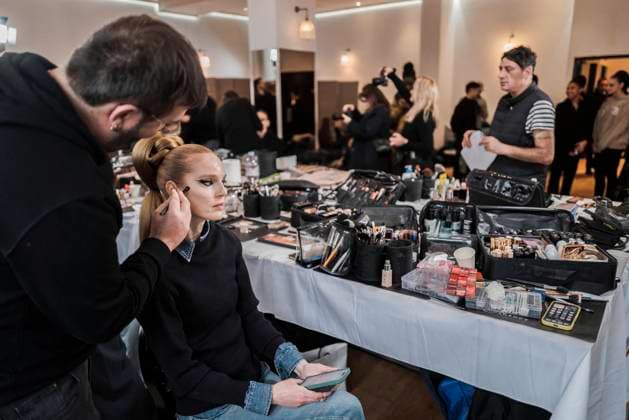 PFW - Franck Sorbier Backstage Backstage before the Franck Sorbier Haute-Couture Spring Summer 2025 show as part of Paris Fashion Week in Paris, France on January 29, 2025. Photo by Eliot Blondet ABACAPRESS.COM Paris France  Copyright: xBlondetxEliot ABACAx