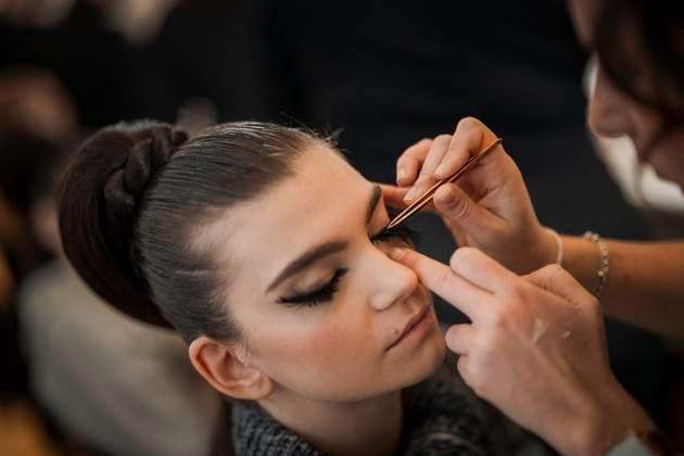 PFW - Franck Sorbier Backstage Backstage before the Franck Sorbier Haute-Couture Spring Summer 2025 show as part of Paris Fashion Week in Paris, France on January 29, 2025. Photo by Eliot Blondet ABACAPRESS.COM Paris France  Copyright: xBlondetxEliot ABACAx