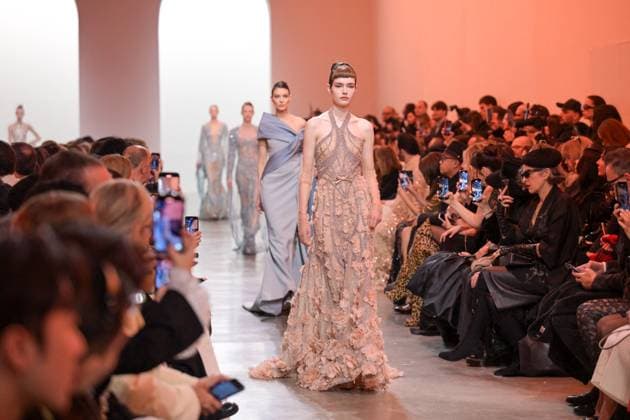 PFW - Elie Saab Runway A model walks the runway during the Elie Saab Haute-Couture Spring Summer 2025 show as part of Paris Fashion Week in Paris, France on January 29, 2025. Photo by Ammar Abd Rabbo ABACAPRESS.COM Paris France  Copyright: xAbdxRabboxAmmar ABACAx