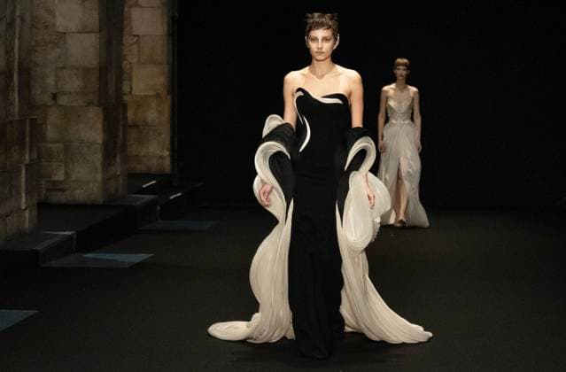 paris fashion week haute couture gaurav gupta sylvie lefort photography MAXPPP 29 01 2025 @sylvie Lefort Photography MAXPPP 29 01 25 Models present creations from the Sprint summer 2025 26 Haute Couture collection by Gaurav Gupta during the Paris Fashion Week, in Paris, France JANUARY 29th 2025 The presentation of the Womens collections Haute Couture from 27th january 2025 to 30th January 25 -  Copyright: xmaxpppxsylviexlefortxphotographyx LFR202501299137 LFR202501299137