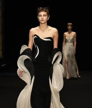 paris fashion week haute couture gaurav gupta sylvie lefort photography MAXPPP 29 01 2025 @sylvie Lefort Photography MAXPPP 29 01 25 Models present creations from the Sprint summer 2025 26 Haute Couture collection by Gaurav Gupta during the Paris Fashion Week, in Paris, France JANUARY 29th 2025 The presentation of the Womens collections Haute Couture from 27th january 2025 to 30th January 25 -  Copyright: xmaxpppxsylviexlefortxphotographyx LFR202501299153 LFR202501299153