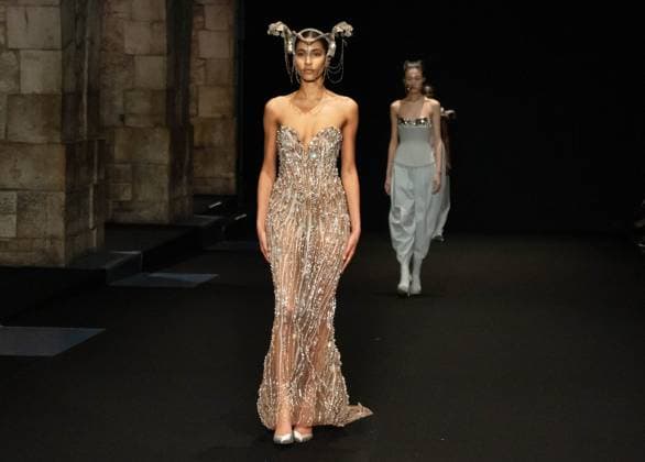 paris fashion week haute couture gaurav gupta sylvie lefort photography MAXPPP 29 01 2025 @sylvie Lefort Photography MAXPPP 29 01 25 Models present creations from the Sprint summer 2025 26 Haute Couture collection by Gaurav Gupta during the Paris Fashion Week, in Paris, France JANUARY 29th 2025 The presentation of the Womens collections Haute Couture from 27th january 2025 to 30th January 25 -  Copyright: xmaxpppxsylviexlefortxphotographyx LFR202501299171 LFR202501299171