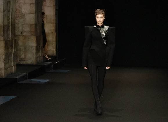 paris fashion week haute couture gaurav gupta sylvie lefort photography MAXPPP 29 01 2025 @sylvie Lefort Photography MAXPPP 29 01 25 Models present creations from the Sprint summer 2025 26 Haute Couture collection by Gaurav Gupta during the Paris Fashion Week, in Paris, France JANUARY 29th 2025 The presentation of the Womens collections Haute Couture from 27th january 2025 to 30th January 25 -  Copyright: xmaxpppxsylviexlefortxphotographyx LFR202501299187 LFR202501299187