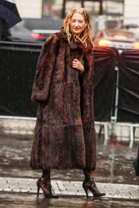 Entertainment Themen der Woche KW05 Entertainment Bilder des Tages Arrivals at the Vertigeneux, the Valentino show at the Palais Brongniart Spring Summer 2025 Haute Couture Collection as part of Paris Fashion Week PFW Alba Rohrwacher Arrivals at the Vertigeneux, the Valentino show at the Palais Brongniart Spring Summer 2025 Haute Couture Collection as part of Paris Fashion Week PFW , France, January 29, 2025 Christophe Clovis Bestimage Arrivals Vertigeneux, the Valentino Haute Couture Spring Summer 2025 show as part of Paris Fashion Week on January 29, 2025 in Paris, France Paris France  Copyright: xClovis-Guignebourg BestimagexClovis-Guignebourg Bestimagex