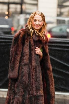 Arrivals at the Vertigeneux, the Valentino show at the Palais Brongniart Spring Summer 2025 Haute Couture Collection as part of Paris Fashion Week PFW Alba Rohrwacher Arrivals at the Vertigeneux, the Valentino show at the Palais Brongniart Spring Summer 2025 Haute Couture Collection as part of Paris Fashion Week PFW , France, January 29, 2025 Christophe Clovis Bestimage Arrivals Vertigeneux, the Valentino Haute Couture Spring Summer 2025 show as part of Paris Fashion Week on January 29, 2025 in Paris, France Paris France  Copyright: xClovis-Guignebourg BestimagexClovis-Guignebourg Bestimagex