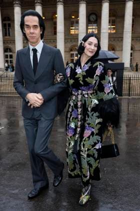 Entertainment Themen der Woche KW05 Entertainment Bilder des Tages PFW - Valentino Arrivals Susie Cave, Nick Cave arrive to Valentino fashion show during the Haute Couture Fall Winter 2025 - 2026 Fashion Week on January 29, 2025 in Paris, France. Photo by Marco Piovanotto ABACAPRESS.COM  Copyright: xPiovanottoxMarco ABACAx