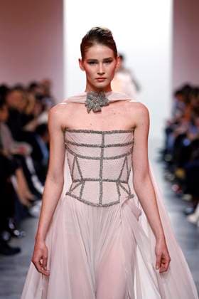 ELIE SAAB Haute Couture spring summer 2025, Paris January 2025 ELIE SAAB Haute Couture spring summer 2025, Paris January 2025, Credit:Zeppelin Avalon  Copyright: xZeppelinx xAvalonx 0958635460