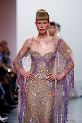 ELIE SAAB Haute Couture spring summer 2025, Paris January 2025 ELIE SAAB Haute Couture spring summer 2025, Paris January 2025, Credit:Zeppelin Avalon  Copyright: xZeppelinx xAvalonx 0958634251