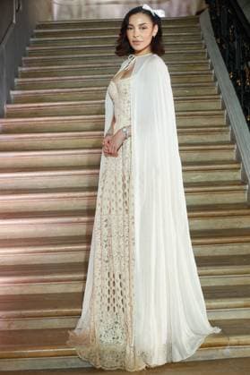 Photocall of the Zuhair Murad fashion show at the Pozzo di Borgo Hotel Haute Couture Spring Summer 2025 collection during Paris Fashion Week PFW Guest Photocall of the Zuhair Murad fashion show at the Pozzo di Borgo Hotel Haute Couture Spring Summer 2025 collection during Paris Fashion Week PFW , France, January 29, 2025 Christophe Clovis Bestimage Photocall of the Zuhair Murad fashion show at the Pozzo di Borgo Hotel Haute Couture Spring Summer 2025 collection during Paris Fashion Week PFW , France, January 29, 2025 Paris France  Copyright: xChristophexClovisx xBestimagexChristophexClovisx xBestimagex