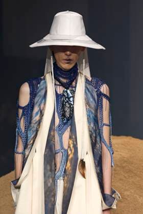Yuima Nakazato Haute Couture spring summer 2025 Paris january 2025 Yuima Nakazato Haute Couture spring summer 2025 Paris january 2025, Credit:Zeppelin Avalon  Copyright: xZeppelinx xAvalonx 0958652441