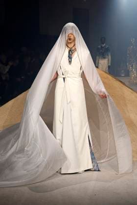 Yuima Nakazato Haute Couture spring summer 2025 Paris january 2025 Yuima Nakazato Haute Couture spring summer 2025 Paris january 2025, Credit:Zeppelin Avalon  Copyright: xZeppelinx xAvalonx 0958652535