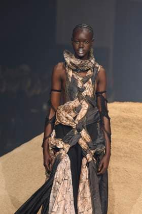 Yuima Nakazato Haute Couture spring summer 2025 Paris january 2025 Yuima Nakazato Haute Couture spring summer 2025 Paris january 2025, Credit:Zeppelin Avalon  Copyright: xZeppelinx xAvalonx 0958652978