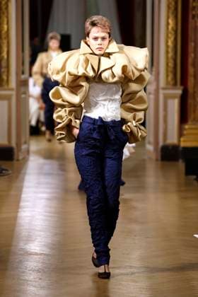 Viktor & Rolf Haute Couture spring summer 2025 Paris January 2025 Viktor & Rolf Haute Couture spring summer 2025 Paris January 2025, Credit:Zeppelin Avalon  Copyright: xZeppelinx xAvalonx 0958670308