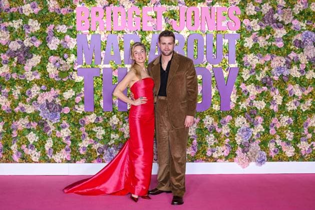 Entertainment Themen der Woche KW05 Entertainment Bilder des Tages Celebrities attend the ˜Bridget Jones: Mad About the Boy™ premiere, at the Odeon Luxe, Leicester Square in London Featuring: Renee Zellweger, Leo Woodall Where: London, United Kingdom When: 29 Jan 2025 Credit: Cover Images EDITORIAL USE ONLY. NOT FOR USE BY NEWSPAPERS BASED IN THE UK. Copyright: xx coverimg54471974