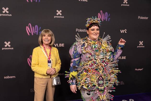 Actress Sien Eggers and Presenter Daphne Agten pictured during the 17th edition of the MIA s (Music Industry Award) award show, in Merksem, Wednesday 29 January 2025. The MIA awards are handed out by the VRT and VI.BE.  JAMESxARTHURxGEKIERE 111415673