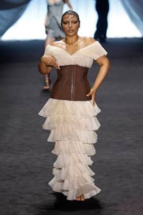 Bilder des Jahres 2025, Entertainment 01 Januar Entertainment Themen der Woche KW05 Entertainment Bilder des Tages Jean Paul Gaultier Haute Couture spring summer 2025 Paris january 2025 Jean Paul Gaultier Haute Couture spring summer 2025 Paris january 2025, Credit:Zeppelin Avalon  Copyright: xZeppelinx xAvalonx 0958700665