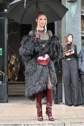 PFW Haute Couture Elie Saab Outside Arrivals JR Leonie Hanne at Elie Saab show during Haute Couture Fashion Week in Paris, France on January 29, 2025. Photo by Julien Reynaud APS-Medias ABACAPRESS.COM Paris France Copyright: xReynaudxJulien APS-Medias ABACAx