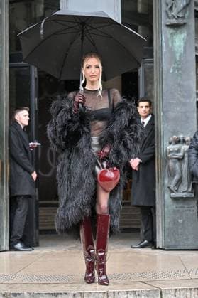 PFW Haute Couture Elie Saab Outside Arrivals JR Leonie Hanne at Elie Saab show during Haute Couture Fashion Week in Paris, France on January 29, 2025. Photo by Julien Reynaud APS-Medias ABACAPRESS.COM Paris France Copyright: xReynaudxJulien APS-Medias ABACAx