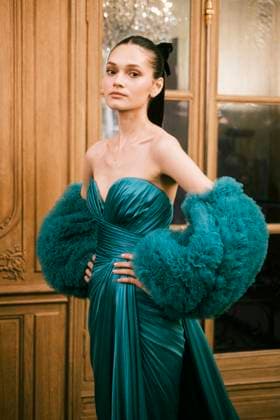 Paris Fashion Week HC SS25 Zuhair Murad 439839 2025 01 29 France  Copyright: xJean-BaptistexSoulliatx xStarfacex STAR_439839_084