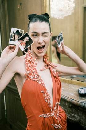 Entertainment Bilder des Tages Paris Fashion Week HC SS25 Zuhair Murad Jace Higgins 439839 2025 01 29 France  Copyright: xJean-BaptistexSoulliatx xStarfacex STAR_439839_103