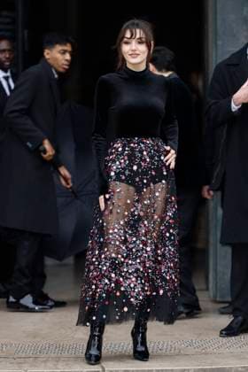 PFW - Elie Saab Arrivals Paris, France - January 29: Guest arrives to Elie Saab fashion show during the Haute Couture Fall Winter 2025 - 2026 Fashion Week on January 29, 2025 in Paris, France. Photo by Marco Piovanotto Abacapress.com Paris France  Copyright: xPiovanottoxMarco ABACAx