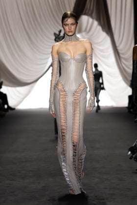 Défilé Jean Paul Gaultier x Ludovic De St Sernin Collection Haute Couture Automne Hiver 2024 2025 lors de la Fashion Week de Paris PFW Défilé Jean Paul Gaultier x Ludovic De St Sernin Collection Haute Couture Automne Hiver 2025 2026 lors de la Fashion Week de Paris PFW , le 29 janvier 2025 Jean Paul Gaultier x Ludovic De St Sernin Fashion Show Haute Couture Fall Winter 2025 2026 during Paris Fashion Week,on january 9th 2025 Paris France  Copyright: xAgencex xBestimagexAgencex xBestimagex