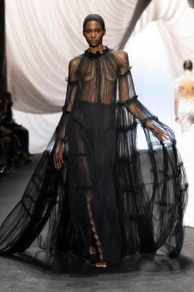 Défilé Jean Paul Gaultier x Ludovic De St Sernin Collection Haute Couture Automne Hiver 2024 2025 lors de la Fashion Week de Paris PFW Défilé Jean Paul Gaultier x Ludovic De St Sernin Collection Haute Couture Automne Hiver 2025 2026 lors de la Fashion Week de Paris PFW , le 29 janvier 2025 Jean Paul Gaultier x Ludovic De St Sernin Fashion Show Haute Couture Fall Winter 2025 2026 during Paris Fashion Week,on january 9th 2025 Paris France  Copyright: xAgencex xBestimagexAgencex xBestimagex