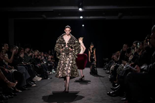 PFW - Ashi Studio Runway A model walks the runway during the Ashi Studio Haute-Couture Spring Summer 2025 show as part of Paris Fashion Week in Paris, France on January 30, 2025. Photo by Eliot Blondet ABACAPRESS.COM Paris France  Copyright: xBlondetxEliot ABACAx