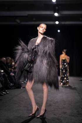 PFW - Ashi Studio Runway A model walks the runway during the Ashi Studio Haute-Couture Spring Summer 2025 show as part of Paris Fashion Week in Paris, France on January 30, 2025. Photo by Eliot Blondet ABACAPRESS.COM Paris France  Copyright: xBlondetxEliot ABACAx