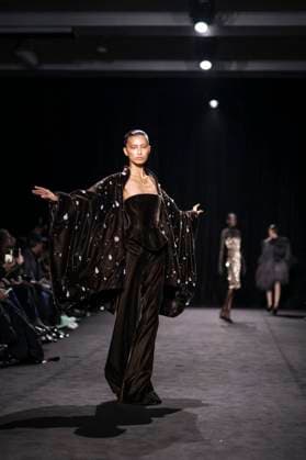 PFW - Ashi Studio Runway A model walks the runway during the Ashi Studio Haute-Couture Spring Summer 2025 show as part of Paris Fashion Week in Paris, France on January 30, 2025. Photo by Eliot Blondet ABACAPRESS.COM Paris France  Copyright: xBlondetxEliot ABACAx